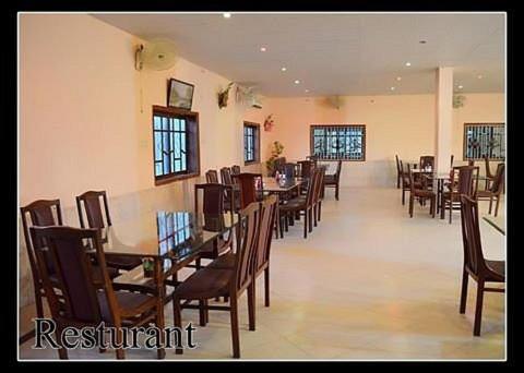 Palm Valley Hotel Sukkur Exterior photo